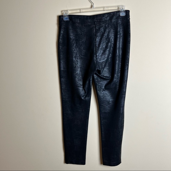 ⚡️NWOT⚡️ Calvin Klein Animal Print Compression Pants. - Picture 4 of 7